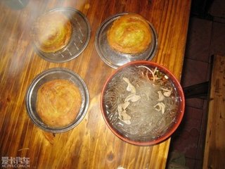 肥腸粉配鍋魁，川味小吃的最佳拍檔，吃過的人都說好