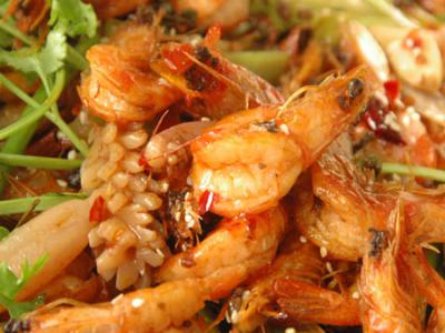 麻辣干鍋培訓(xùn)哪里好？蜀味緣色澤鮮艷滋味別致
