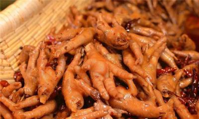 成都現(xiàn)撈鹵菜技術(shù)培訓(xùn)學(xué)校哪里好？學(xué)員親身反復(fù)鹵制菜品