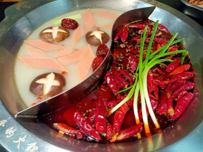 四川火鍋底料技術(shù)培訓(xùn)班哪里好？火鍋技術(shù)培訓(xùn)機(jī)構(gòu)