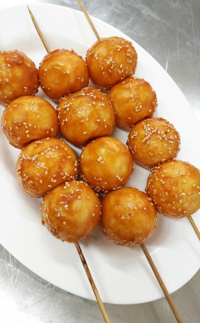 成都哪里學(xué)習正宗小吃技術(shù)？ 街邊糖油果子技術(shù)培訓(xùn)