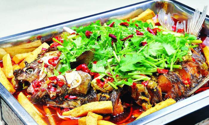 成都烤魚培訓(xùn)學(xué)校哪家好？培訓(xùn)專業(yè)烤魚班哪家好？