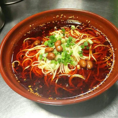 有哪些培訓(xùn)面食機(jī)構(gòu)？各種面食技術(shù)培訓(xùn)費(fèi)用